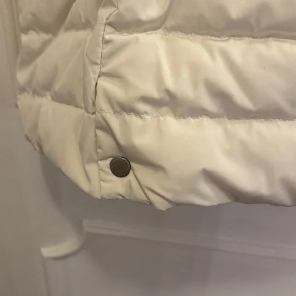 Talbots Cream Puffer Vest with Faux Fur Trim xl - Picture 6 of 8